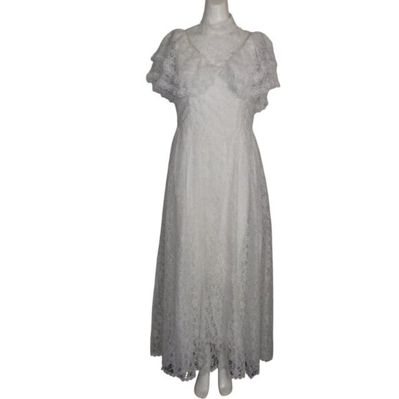 Vintage WEDDING Dress, 8, White Lace, Drape Shoulders, High Collar, Sleeveless - Picture 12 of 13